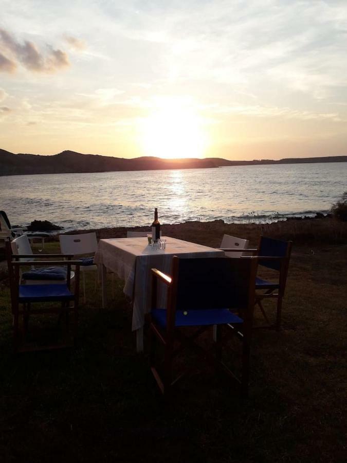 Casa Con Jardin ,Vistas Al Mar Y Atardecer En Playas De Fornells Apartment เอสเมร์คาดัล ภายนอก รูปภาพ